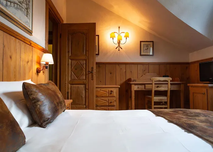 Bouton D'or Courmayeur