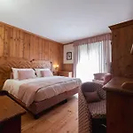 Bouton D'or Otel Courmayeur
