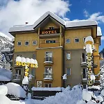 Bouton D'or Hotel 3*