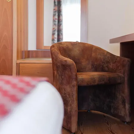 Otel Bouton D'or 3*