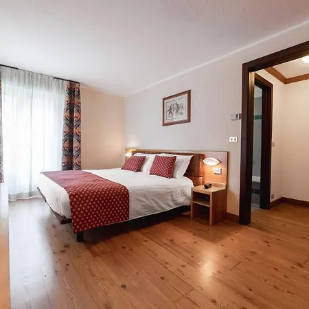 Bouton D'or - Courmayeur