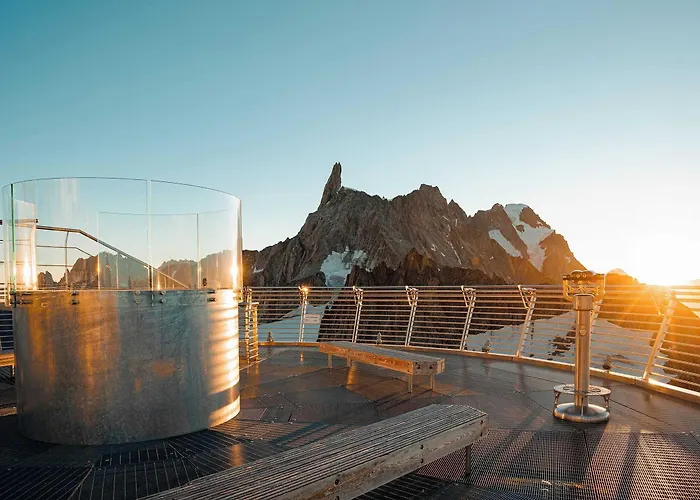 Bouton D'or Courmayeur